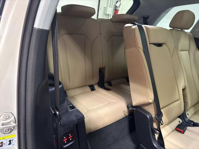 used 2022 Audi Q7 car, priced at $45,900