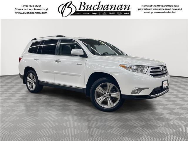 used 2013 Toyota Highlander car, priced at $15,989