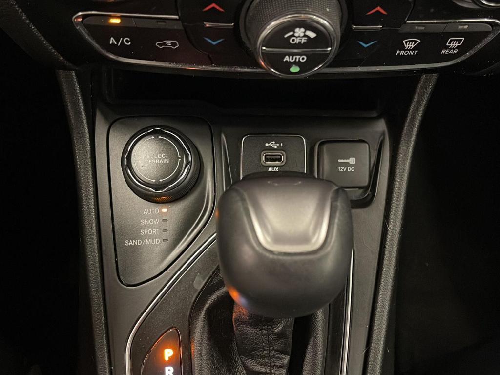 used 2019 Jeep Cherokee car, priced at $17,406