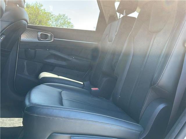 used 2021 Kia Sorento car, priced at $22,682