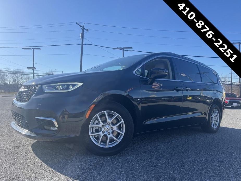 used 2021 Chrysler Pacifica car, priced at $23,500