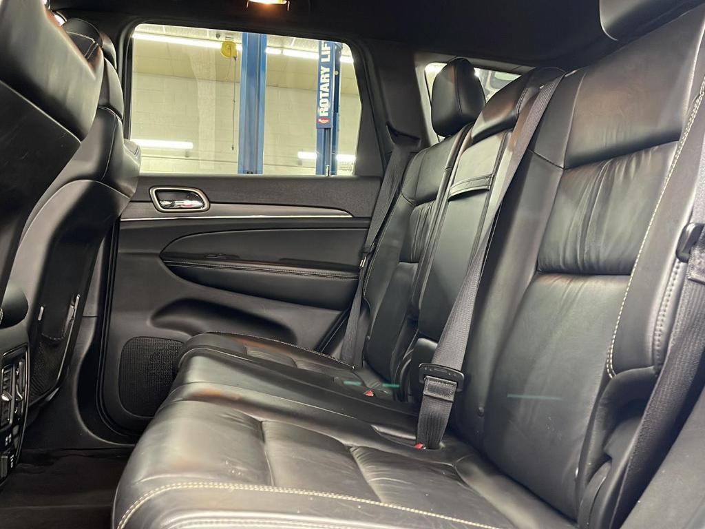 used 2015 Jeep Grand Cherokee car, priced at $13,113