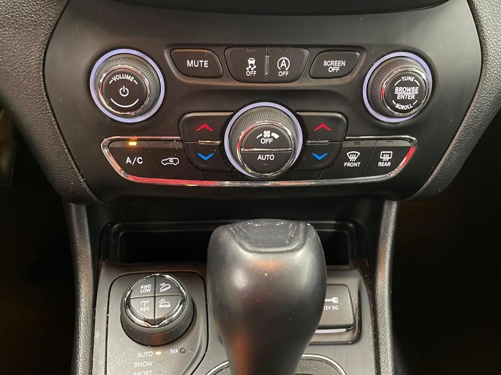 used 2019 Jeep Cherokee car, priced at $19,897