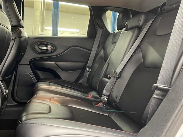 used 2019 Jeep Cherokee car, priced at $18,120