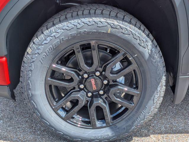 new 2025 GMC Sierra 1500 car, priced at $51,301