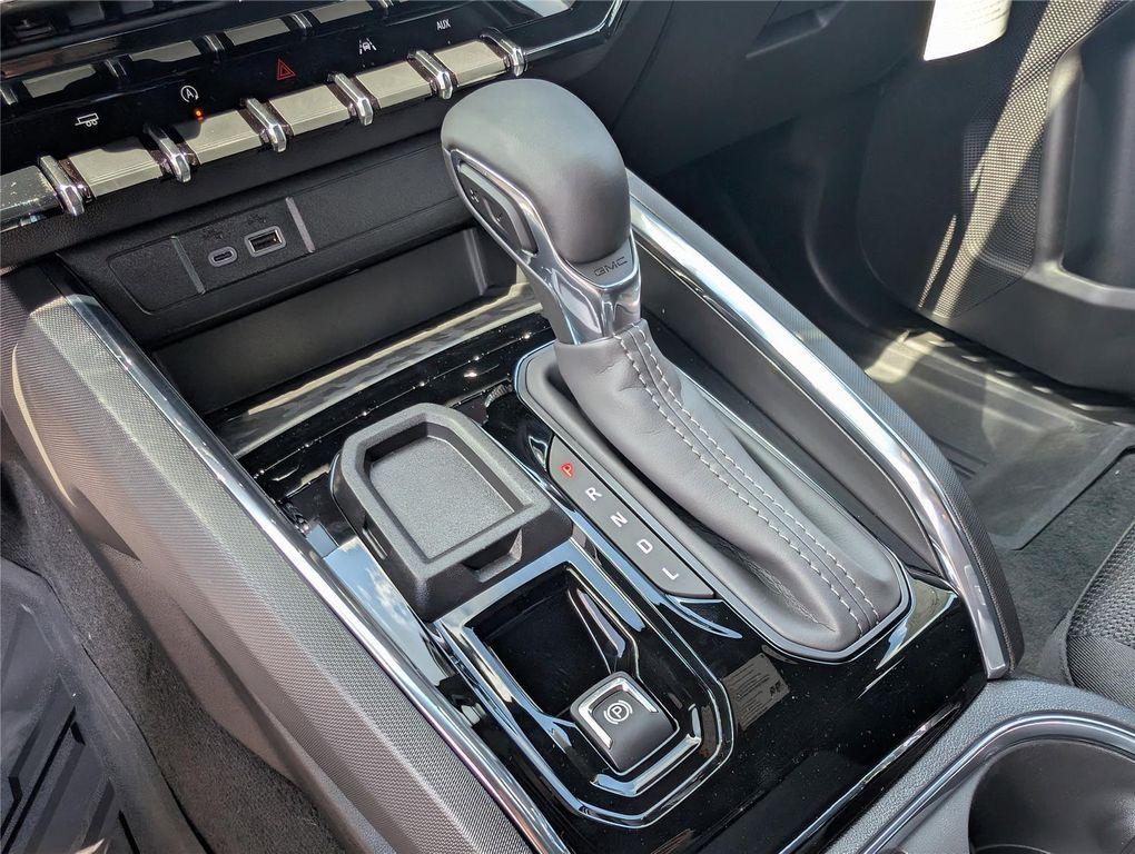 new 2026 GMC Canyon car, priced at $39,452