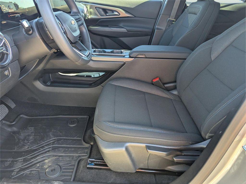 new 2026 Chevrolet Equinox EV car, priced at $34,830