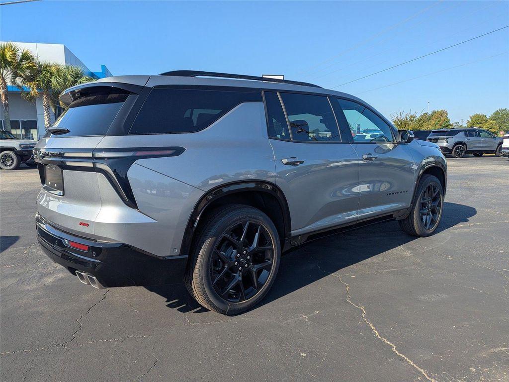 new 2026 Chevrolet Traverse car, priced at $53,219