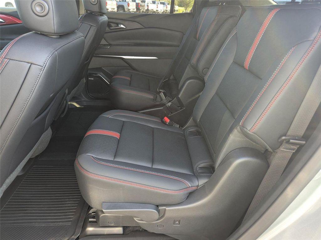 new 2026 Chevrolet Traverse car, priced at $53,219