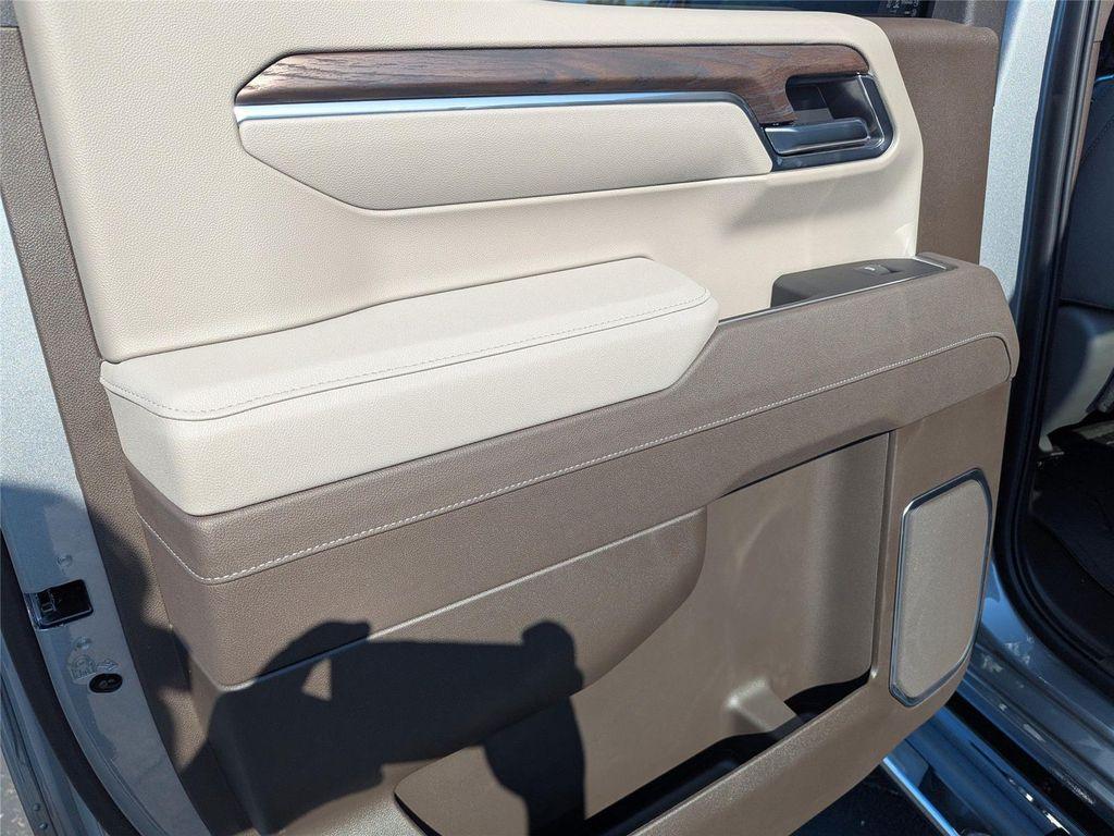 new 2026 GMC Sierra 1500 car, priced at $59,943
