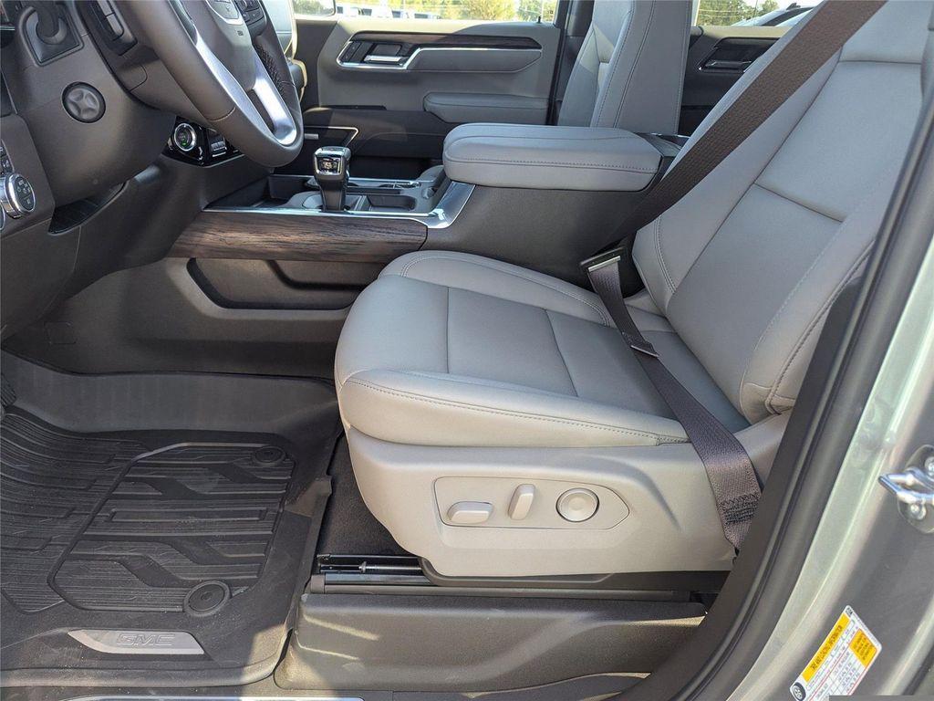 new 2026 GMC Sierra 1500 car, priced at $59,943