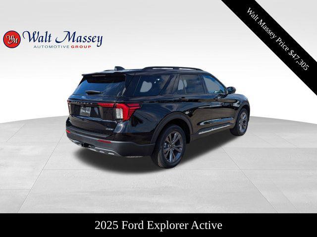 new 2025 Ford Explorer car, priced at $47,305