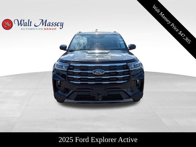 new 2025 Ford Explorer car, priced at $47,305