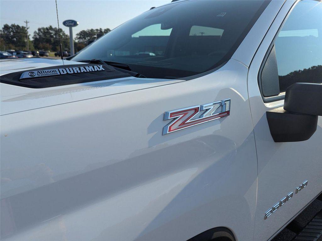 new 2025 Chevrolet Silverado 2500 car, priced at $61,672