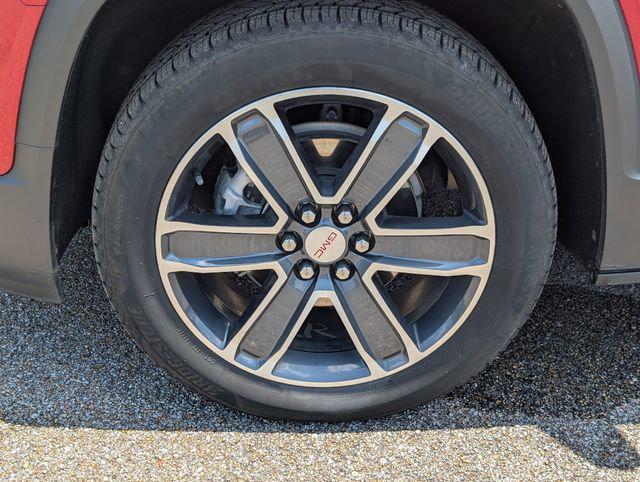 used 2021 GMC Acadia car, priced at $22,999
