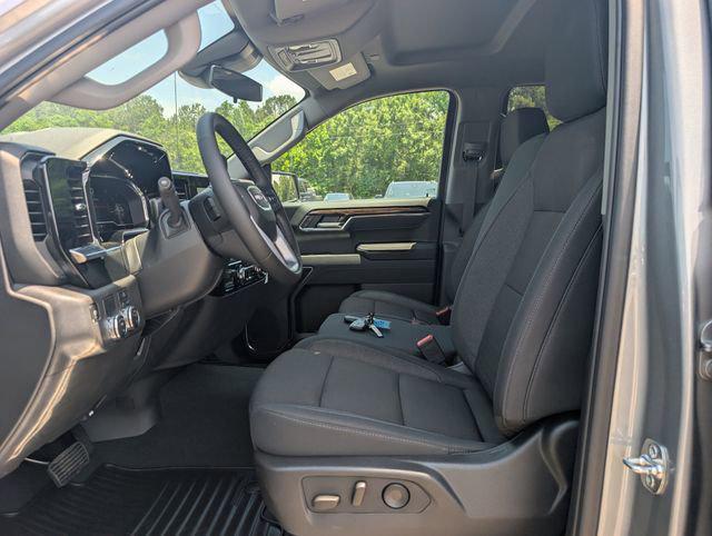 new 2025 GMC Sierra 1500 car, priced at $48,656