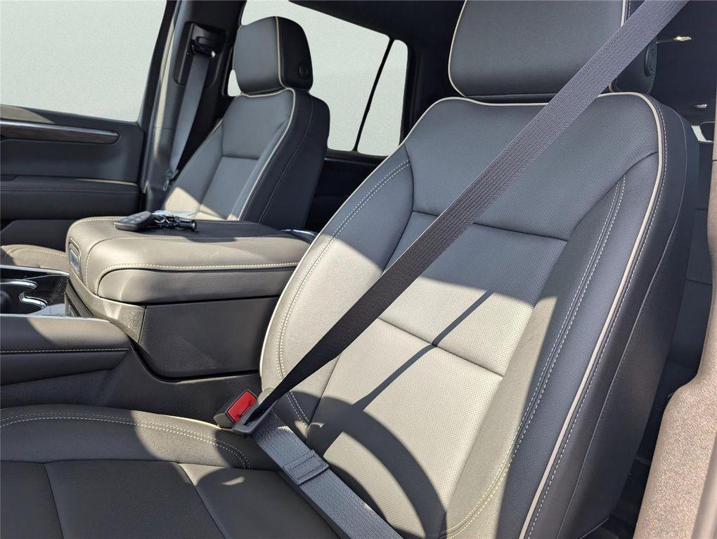 new 2025 Chevrolet Tahoe car, priced at $68,321