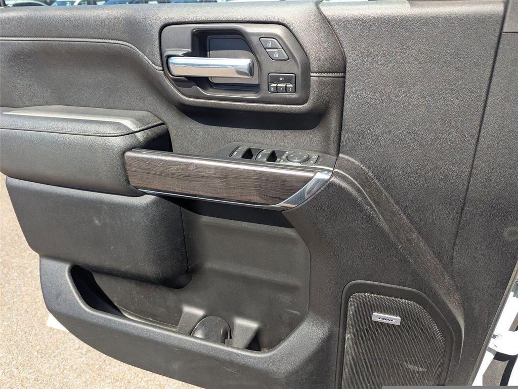 used 2022 Chevrolet Silverado 2500 car, priced at $47,399