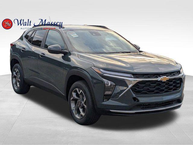 new 2025 Chevrolet Trax car, priced at $24,720