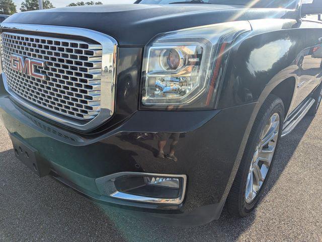 used 2017 GMC Yukon car, priced at $24,999
