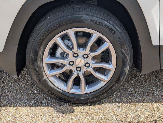 used 2024 GMC Terrain car, priced at $22,699