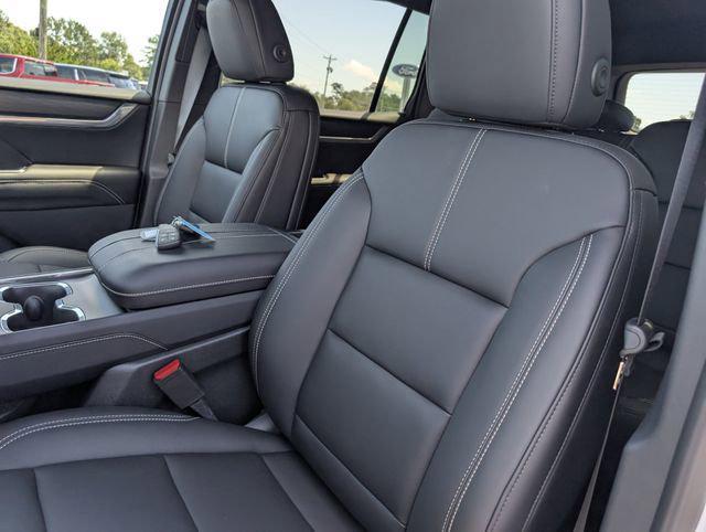 new 2025 GMC Acadia car, priced at $45,788