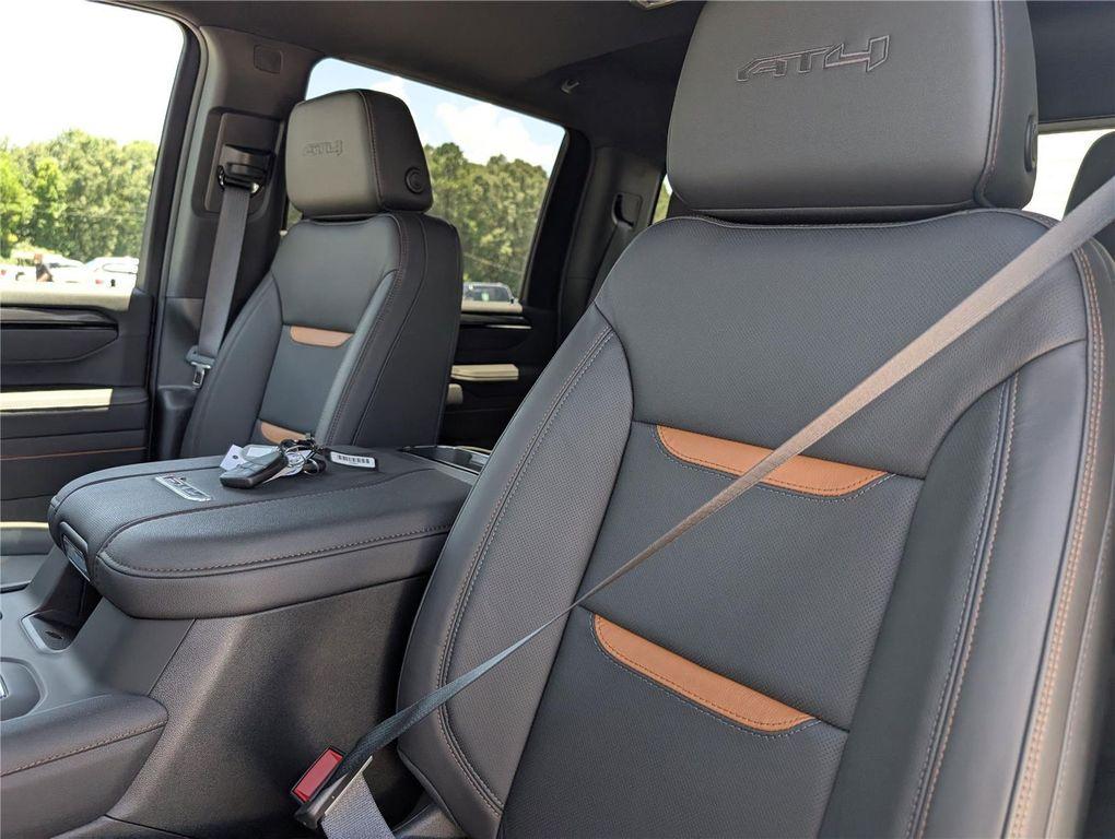 new 2025 GMC Sierra 2500 car, priced at $79,762