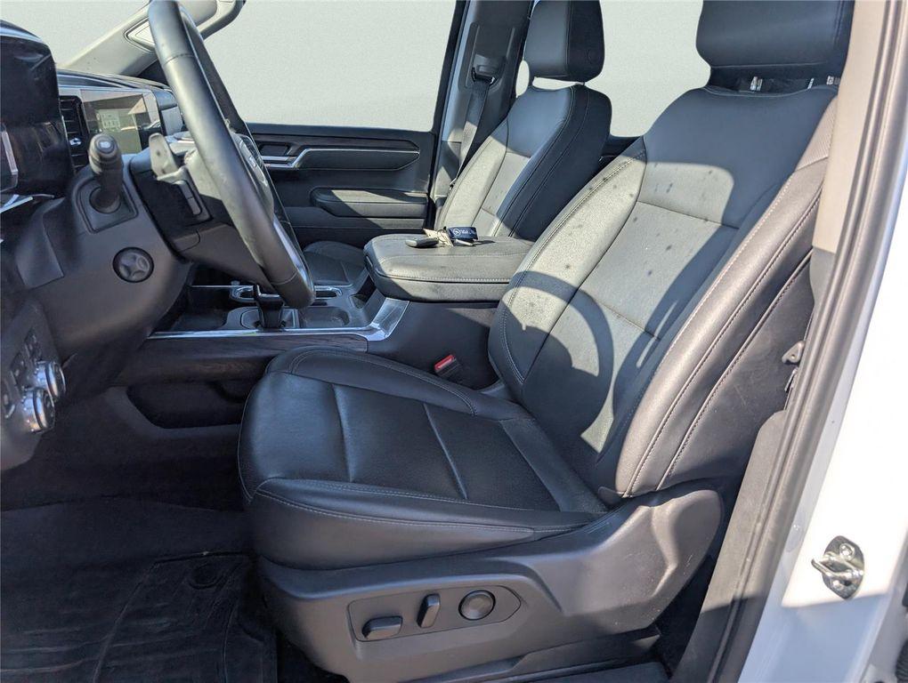 used 2024 GMC Sierra 1500 car, priced at $46,899