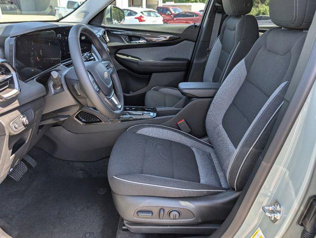 new 2025 Chevrolet TrailBlazer car, priced at $26,668