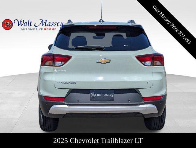 new 2025 Chevrolet TrailBlazer car, priced at $27,493