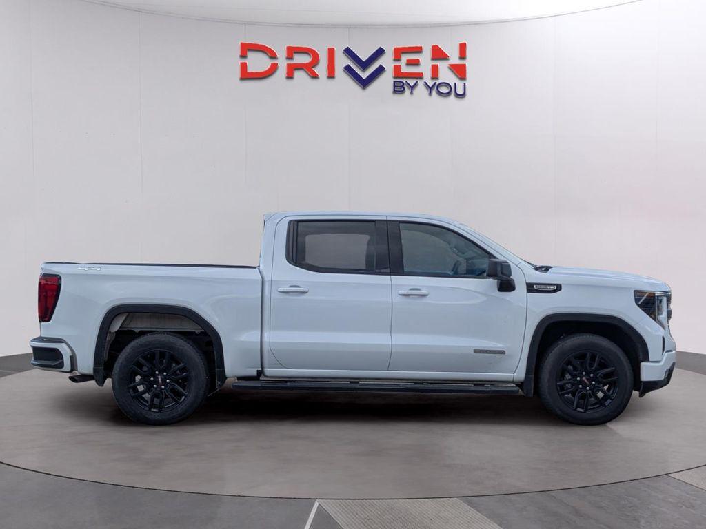 used 2022 GMC Sierra 1500 car, priced at $43,646