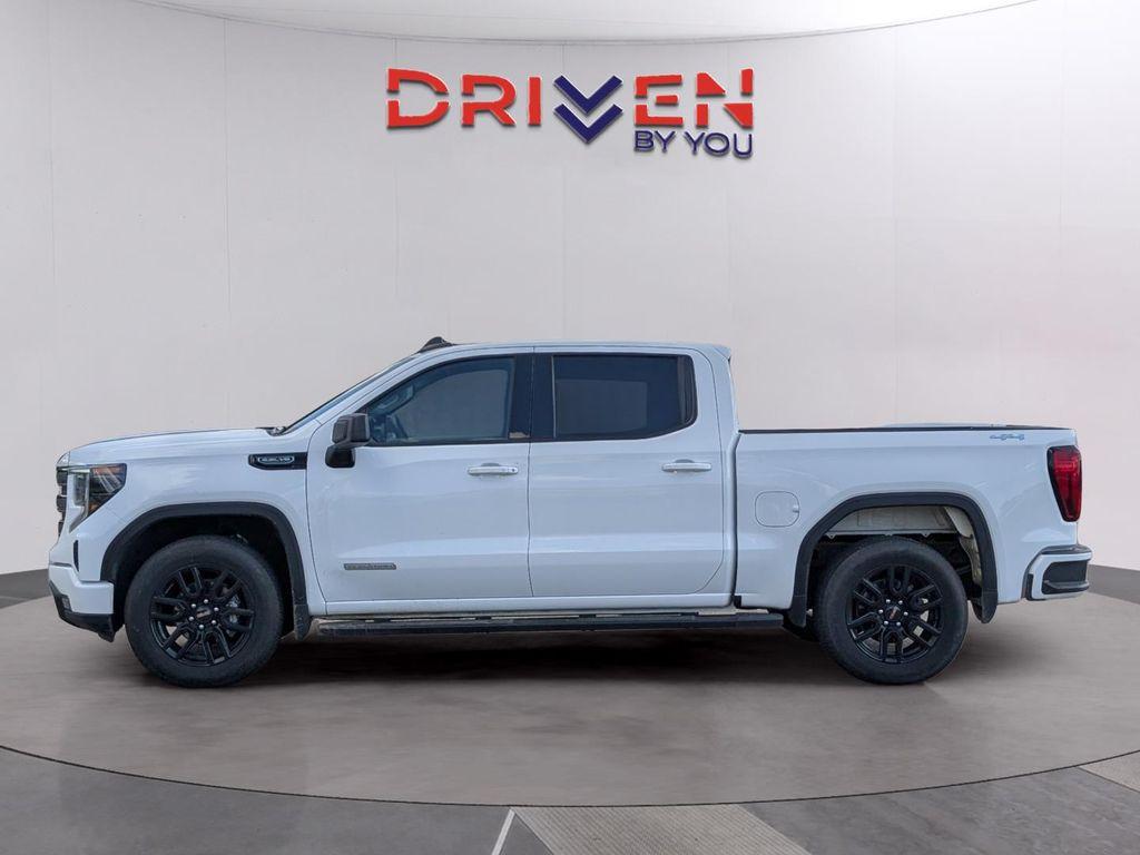 used 2022 GMC Sierra 1500 car, priced at $43,646
