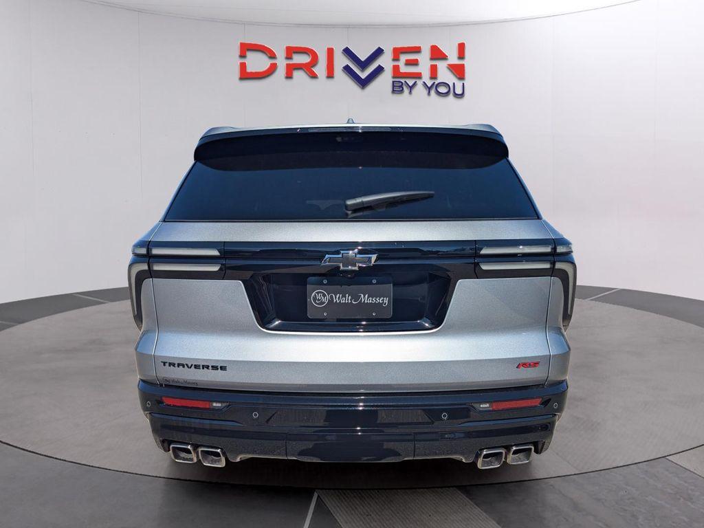 new 2026 Chevrolet Traverse car, priced at $59,315