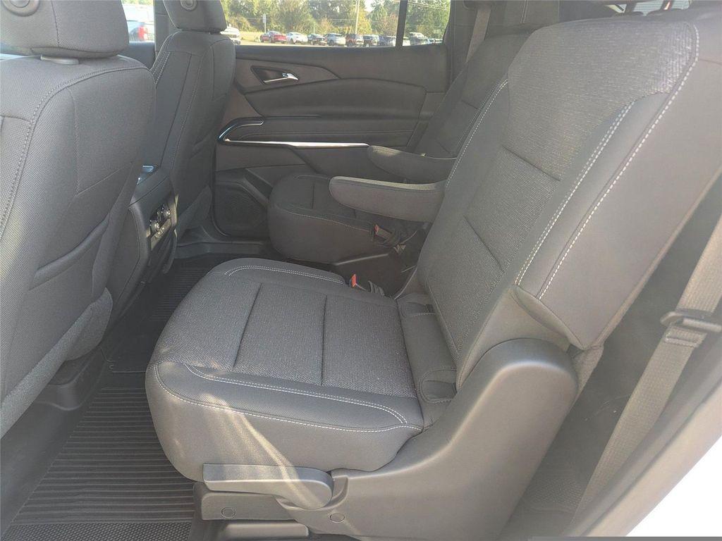 new 2026 Chevrolet Traverse car, priced at $44,278