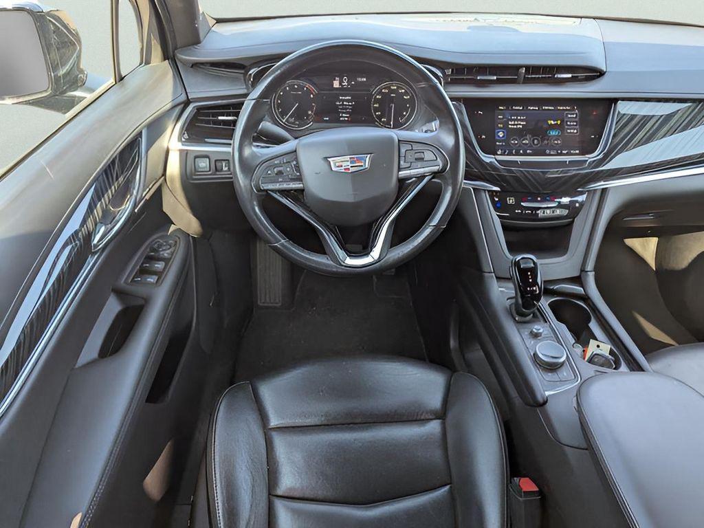 used 2023 Cadillac XT6 car, priced at $29,899