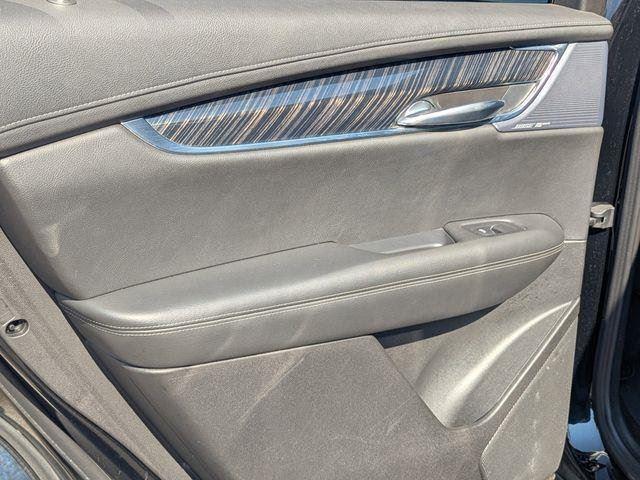 used 2023 Cadillac XT6 car, priced at $29,899