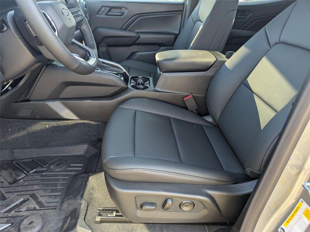 new 2026 Chevrolet Colorado car, priced at $43,039