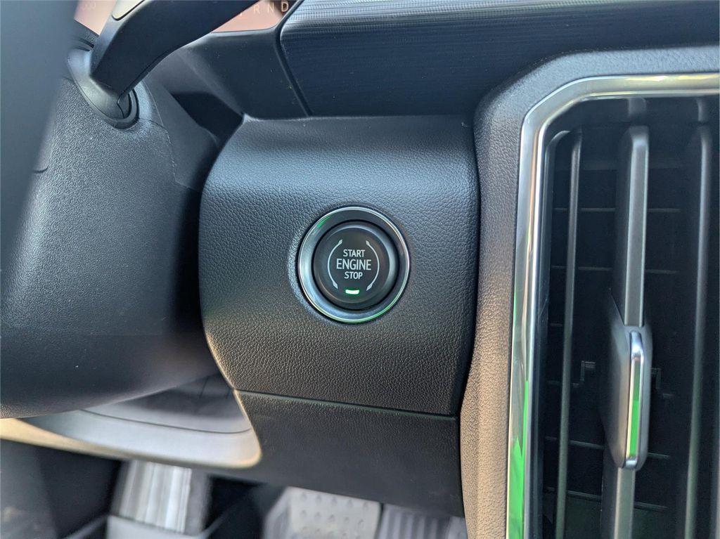 new 2026 GMC Acadia car, priced at $49,521