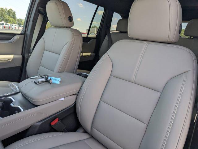 new 2025 GMC Acadia car, priced at $48,481