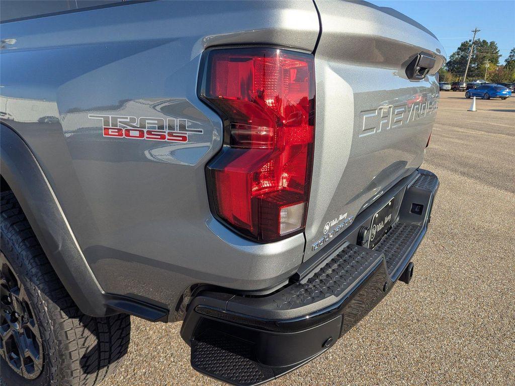 new 2026 Chevrolet Colorado car, priced at $40,334