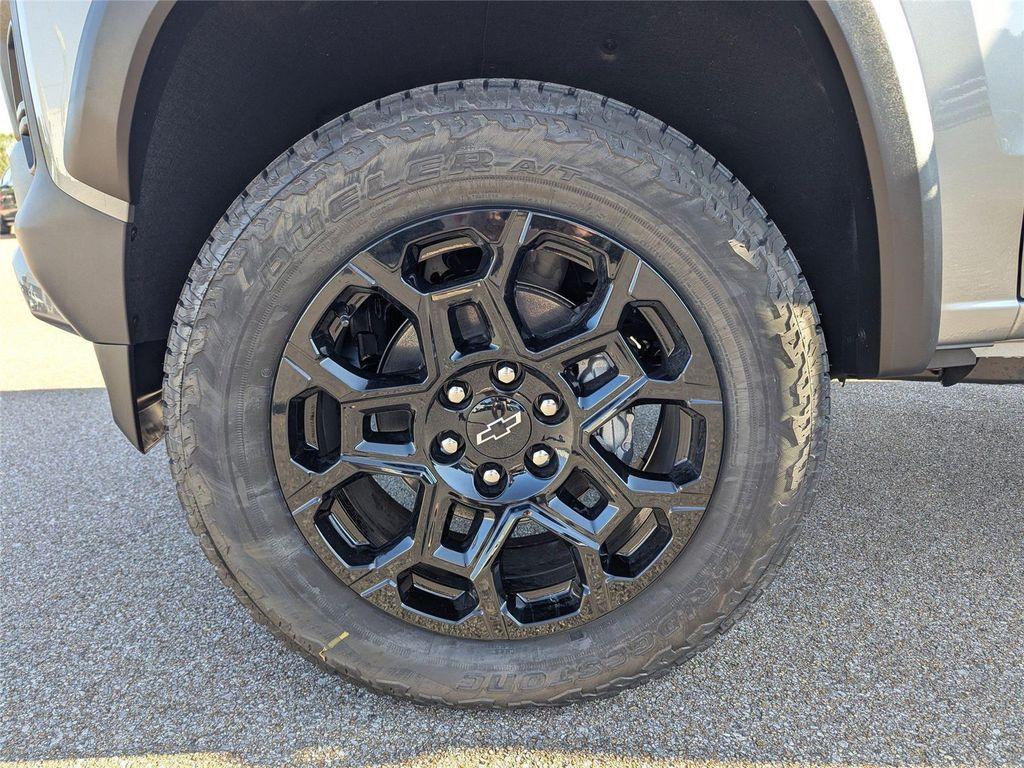 new 2026 Chevrolet Colorado car, priced at $40,334