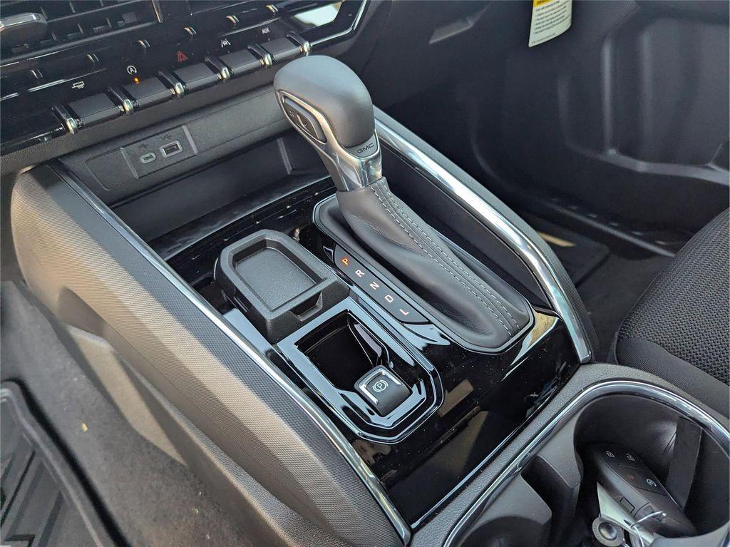 new 2026 GMC Canyon car, priced at $39,484