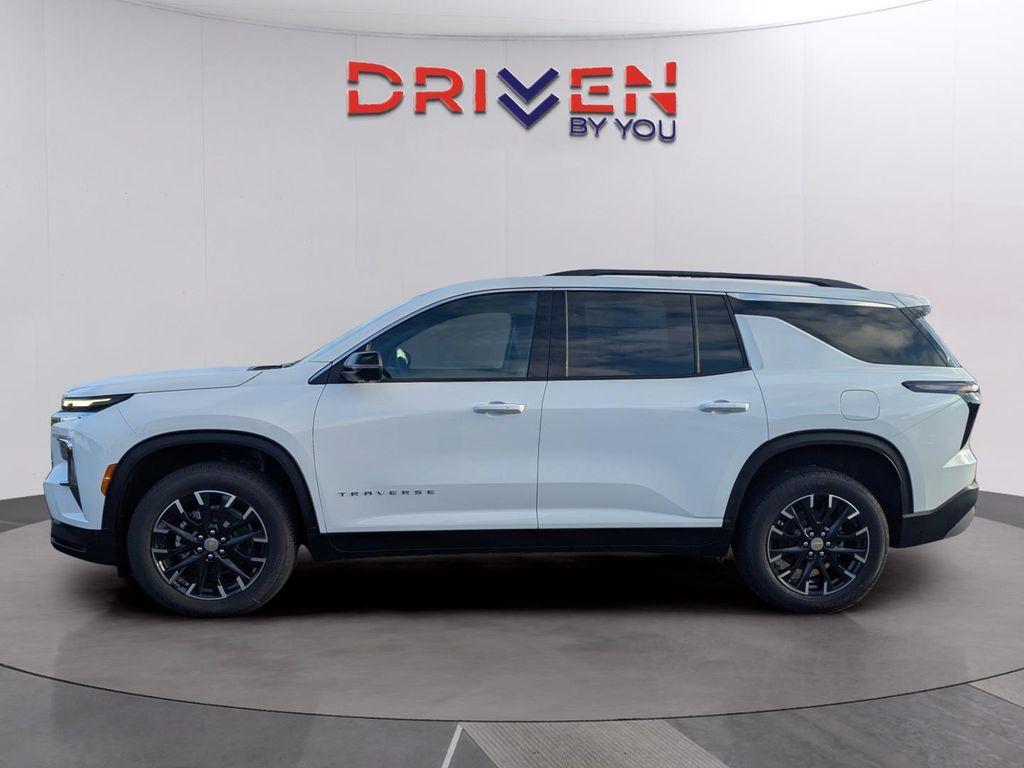 new 2026 Chevrolet Traverse car, priced at $46,603