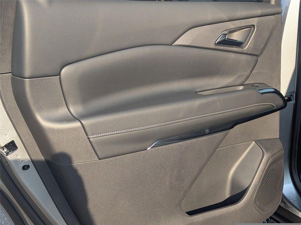 new 2026 Chevrolet Traverse car, priced at $42,854