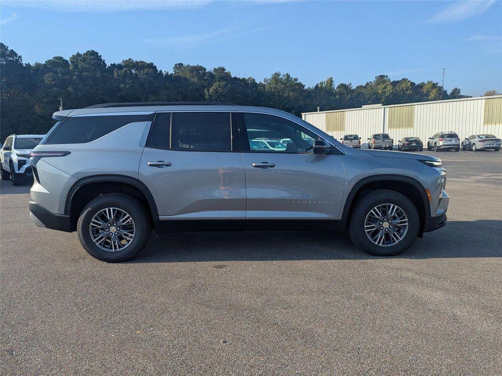 new 2026 Chevrolet Traverse car, priced at $42,854