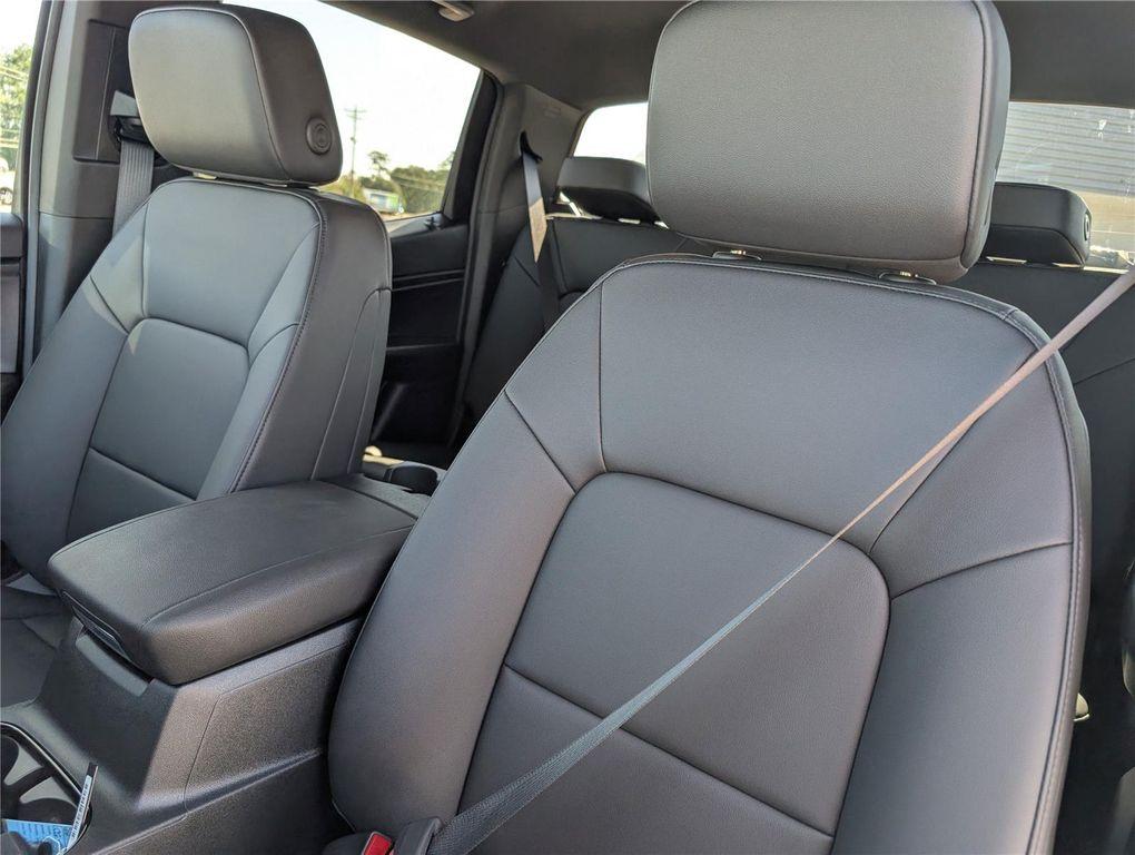 new 2025 Chevrolet Colorado car, priced at $40,586