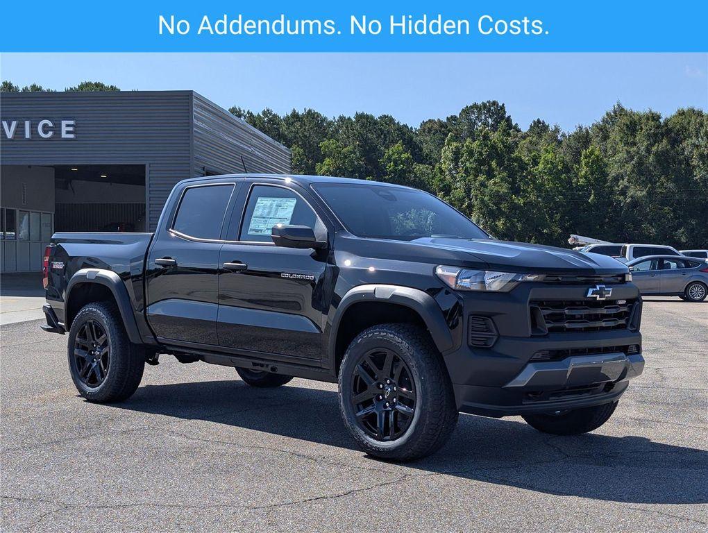 new 2025 Chevrolet Colorado car, priced at $41,086