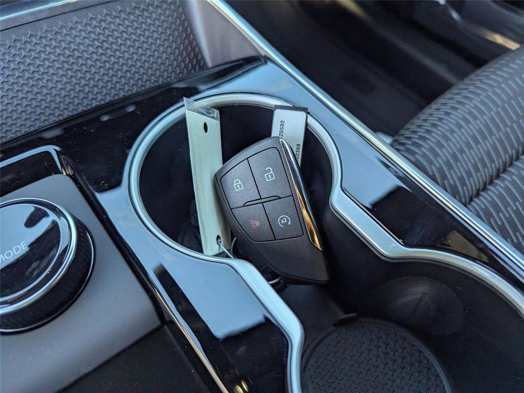 new 2026 Chevrolet Equinox car, priced at $28,162