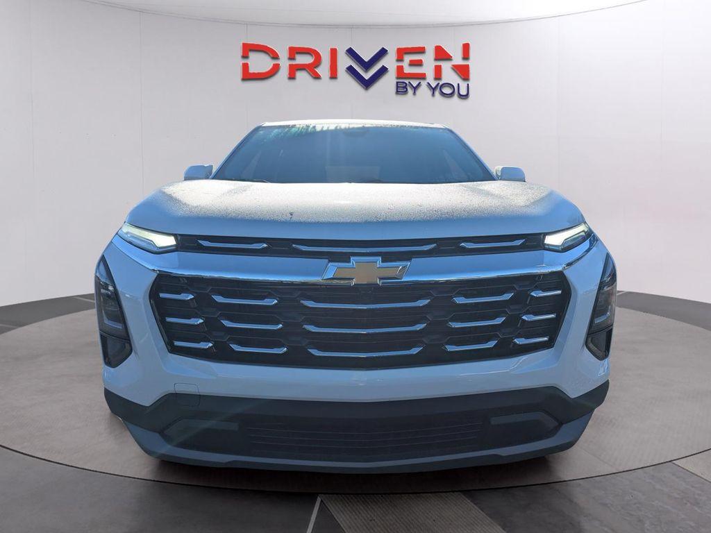 new 2026 Chevrolet Equinox car, priced at $28,162