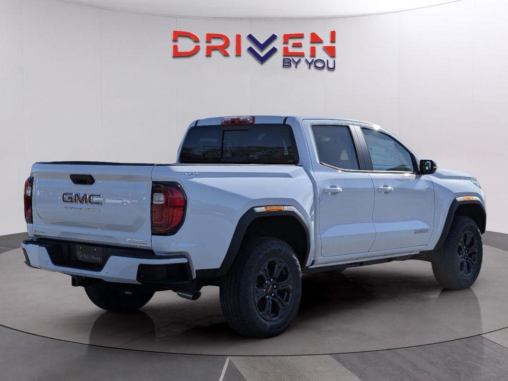 new 2025 GMC Canyon car, priced at $43,281
